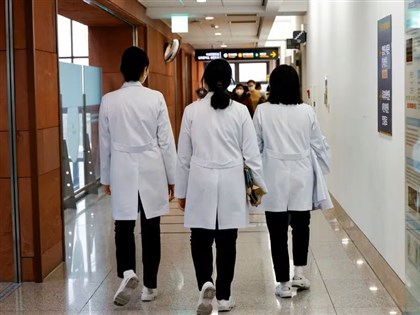 韓國政府妥協調整醫改方案 各校彈性決定醫學院增招名額