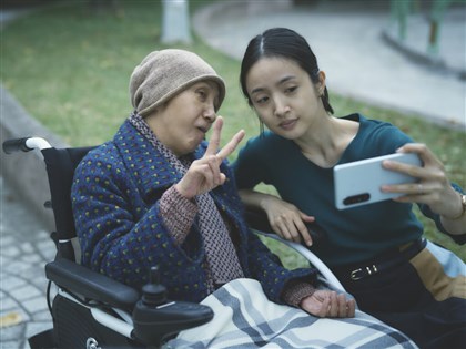 林依晨「不夠善良的我們」飆演技 呈現長照者辛酸