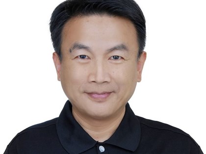 苗栗肉品總經理  鍾東錦競總發言人洪志彥接任