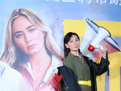 陳亞蘭撞臉愛蜜莉布朗 笑稱2人是同父異母姐妹