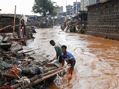肯亞洪災釀76死 季風伴隨聖嬰現象讓天氣更極端