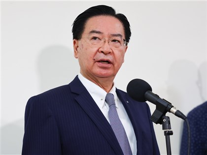 徐巧芯公開援烏密件 吳釗燮：踩法律紅線將提告