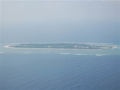 藍白立委18日登太平島 視察戰備操演及新建碼頭
