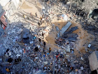 以色列襲擊拉法 鄰接埃及邊界關卡傳遭激烈空襲