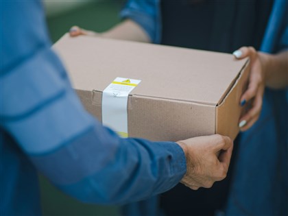 日圓貶值外國遊客暴增 失物海外配送順勢誕生