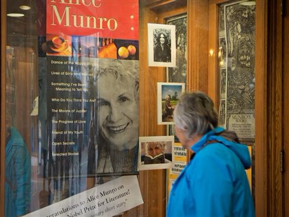 諾貝爾文學獎第13位女性得主孟洛92歲逝 短篇小說大師晚年失智