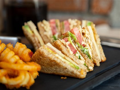 麵包配豆漿成最常吃早餐 營養師憂高碳水易疲倦