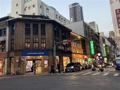 開封街水果店翻案成歷史建築 屋主無奈也無力