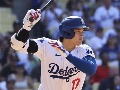 大谷翔平加入道奇後第1支再見安 延長賽率隊擊退紅人[影]