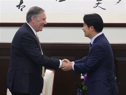 總統提維護區域和平穩定 蓬佩奧讚就職演說非常成功