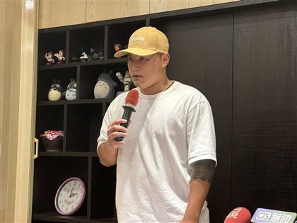 黃勇傳遭獅隊開除後首露面 說明欠債212萬非賭博