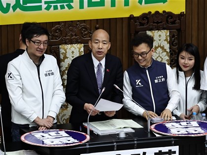 國會職權修法3天3夜表決大戰 關鍵條文皆二讀、28日續審