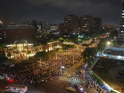 公民排班、捍衛民主 民團號召28日再上街頭