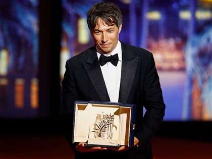 坎城影展「阿諾拉」獲金棕櫚獎 導演獎獻所有性工作者