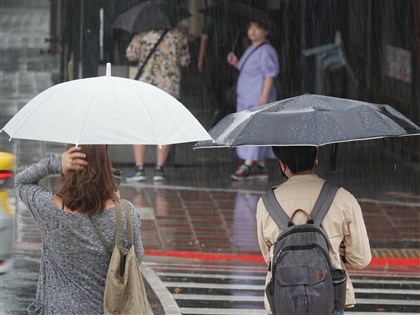 未來一週多間歇性降雨 端午連假潮濕悶熱