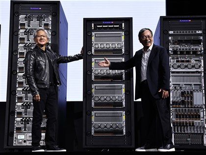 梁見後COMPUTEX演講看好液冷機櫃搶市占 黃仁勳國台英3聲道站台