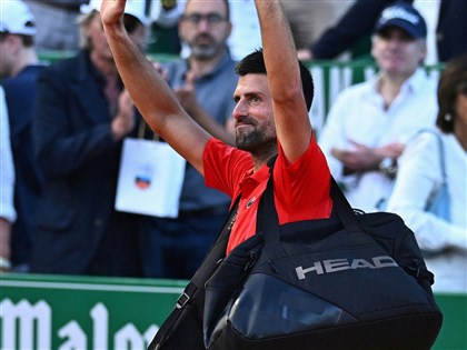 喬科維奇膝傷嚴重退出法網 無緣第25座大滿貫金盃