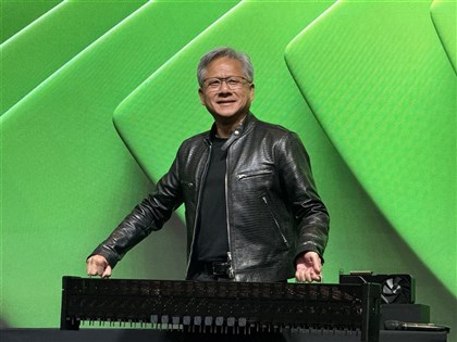 全球掀主權AI浪潮  黃仁勳奔走全球拚輝達成長