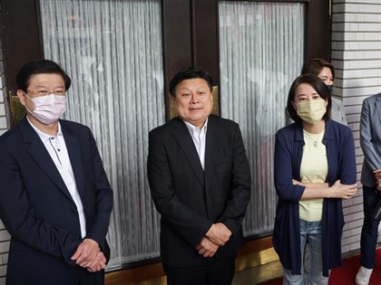 國會職權修法覆議案21日投票 國民黨立委議場前夜宿 民進黨稱不會杯葛