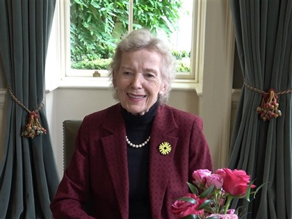 力推法治獲唐獎 愛爾蘭前總統羅賓遜：人權無東西方之分