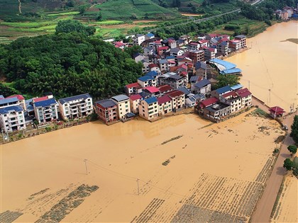 中國發布暴雨紅色預警 福建災民控水庫洩洪未通知致死