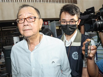 台開前董事長邱復生涉違證交法 覓保無著改限制住居