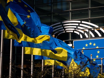 歐盟與烏克蘭啟動入盟談判 澤倫斯基：歷史性一天