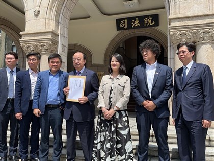 早安世界》國會職權修法生效 民進黨團7理由提釋憲：立法程序有重大瑕疵