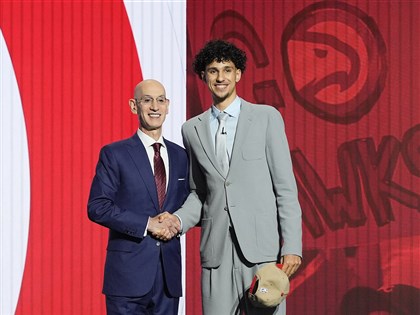 NBA選秀狀元連兩年選法國人 老鷹挑中19歲利沙榭