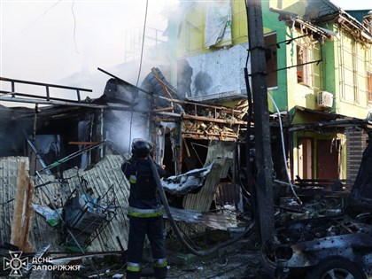 俄羅斯空襲烏克蘭釀12死含2兒童 澤倫斯基籲加速交付武器