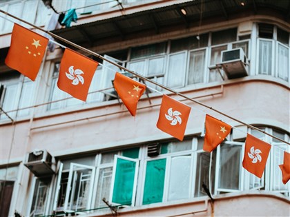 港區國安法實施4年逾10萬港人移民 離開或留下前路艱難