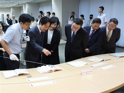 解嚴紀念日 賴總統喊話別用民主反民主