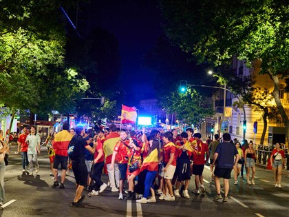 西班牙歐國盃7連勝奪冠軍 舉國上下狂喜慶祝勝利