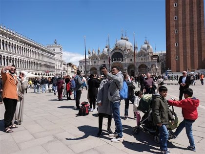 威尼斯試行徵收「入城費」 29天進帳逾7000萬