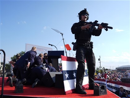 川普遭槍擊 紐時：特勤員警全程追蹤槍手 盲點疏漏錯失關鍵時機