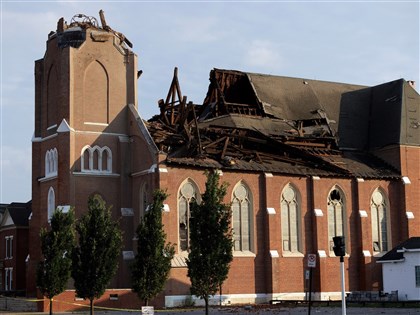 暴風雨侵襲紐約州 1人喪命近4萬用戶無電可用