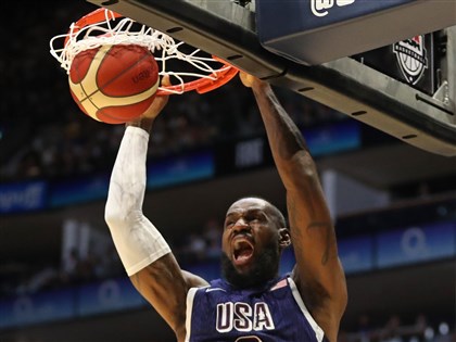 美國男籃奧運熱身賽險翻船 LeBron James關鍵上籃力克南蘇丹[影]