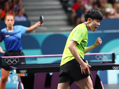 鄭怡靜奧運桌球女單鏖戰1小時 擊退薩瑪拉晉16強