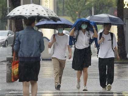 午後中南部山區防豪雨 鄭明典：不穩定天氣接近