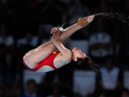 全紅嬋險勝 衛冕奧運女子10公尺跳台金牌