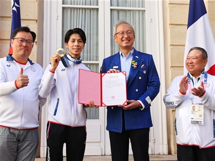 林郁婷獲頒總統賀電 笑稱會當傳家寶好好收藏