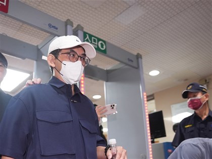 黃子佼涉持有兒少性影片 檢方另查出41名被害人