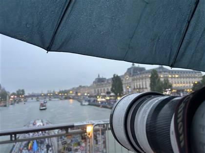 記者在現場／巴黎奧運第一天遇搶匪餘悸猶存 3拍林郁婷無畏謗議冷靜奪金