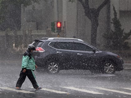 雙北桃園防大雷雨 北市雙溪留意山區暴雨溪水暴漲