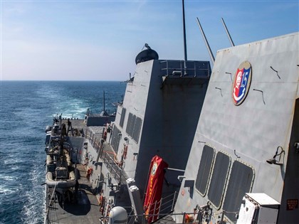 美國第七艦隊：驅逐艦強生號例行性通過台灣海峽