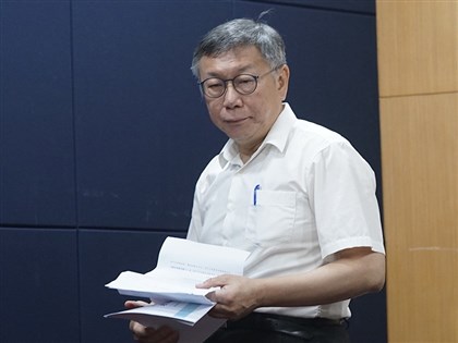 柯文哲：把帳務風波視為出麻疹 笑藍綠不敢誠實申報