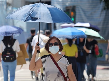 天氣炎熱高溫上看36度 各地午後防雷陣雨