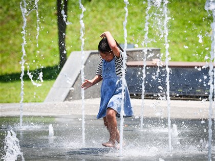 雙北6縣市防36度高溫 吳德榮：27日前各地仍熱如盛夏