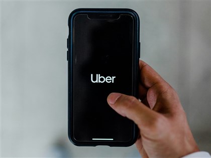 傳送歐洲司機個資至美國觸法 Uber遭荷蘭開罰103億