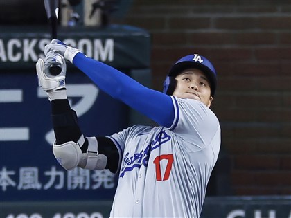 大谷翔平扛本季第44轟 道奇開賽3連轟寫隊史紀錄